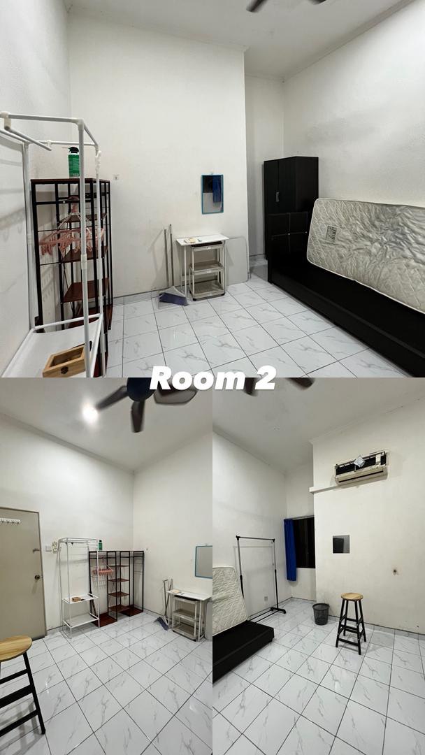 Frinza 02 - Single bedroom with Air-Conditioner
