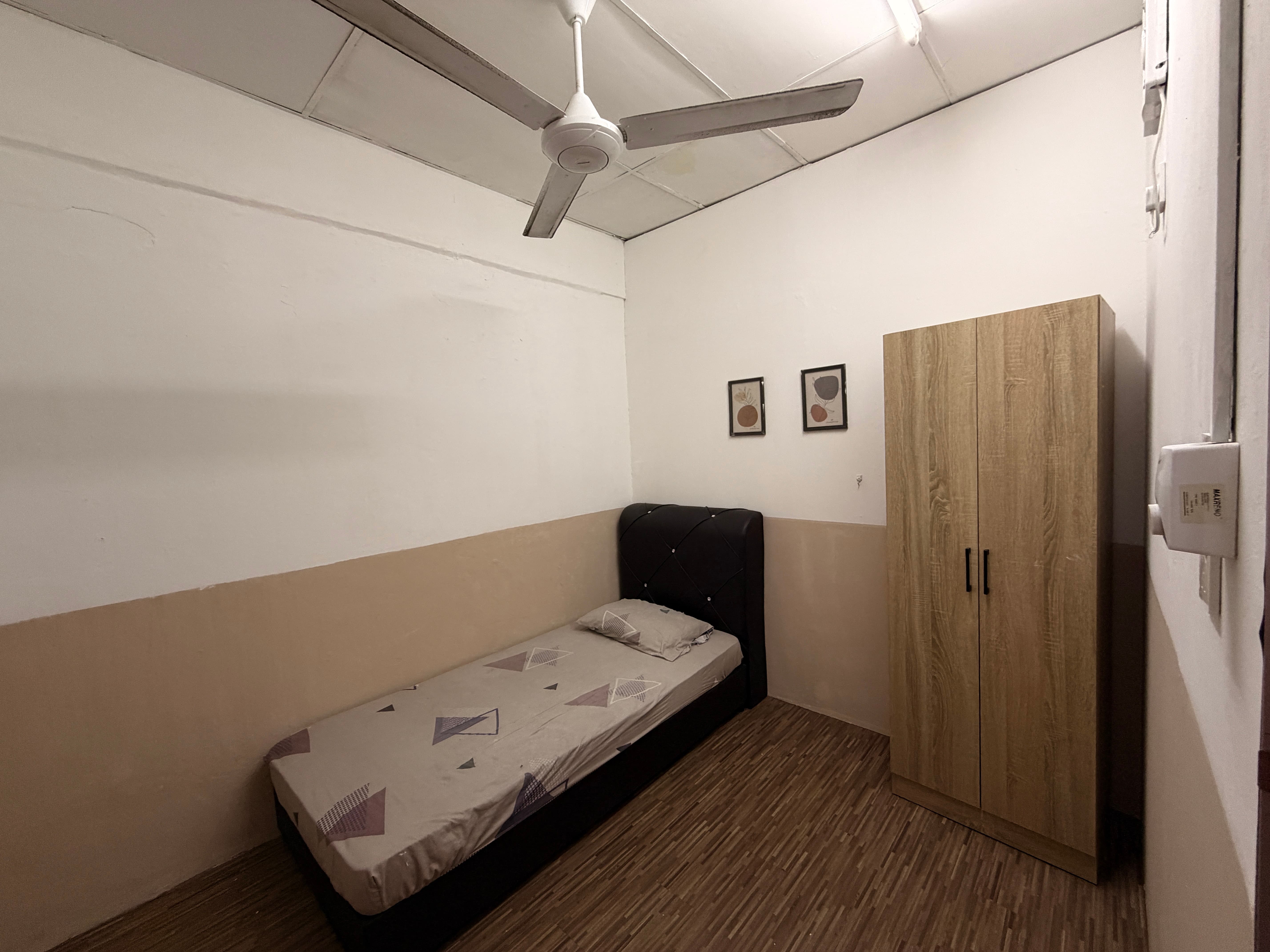 Larkin 06 - Single bedroom