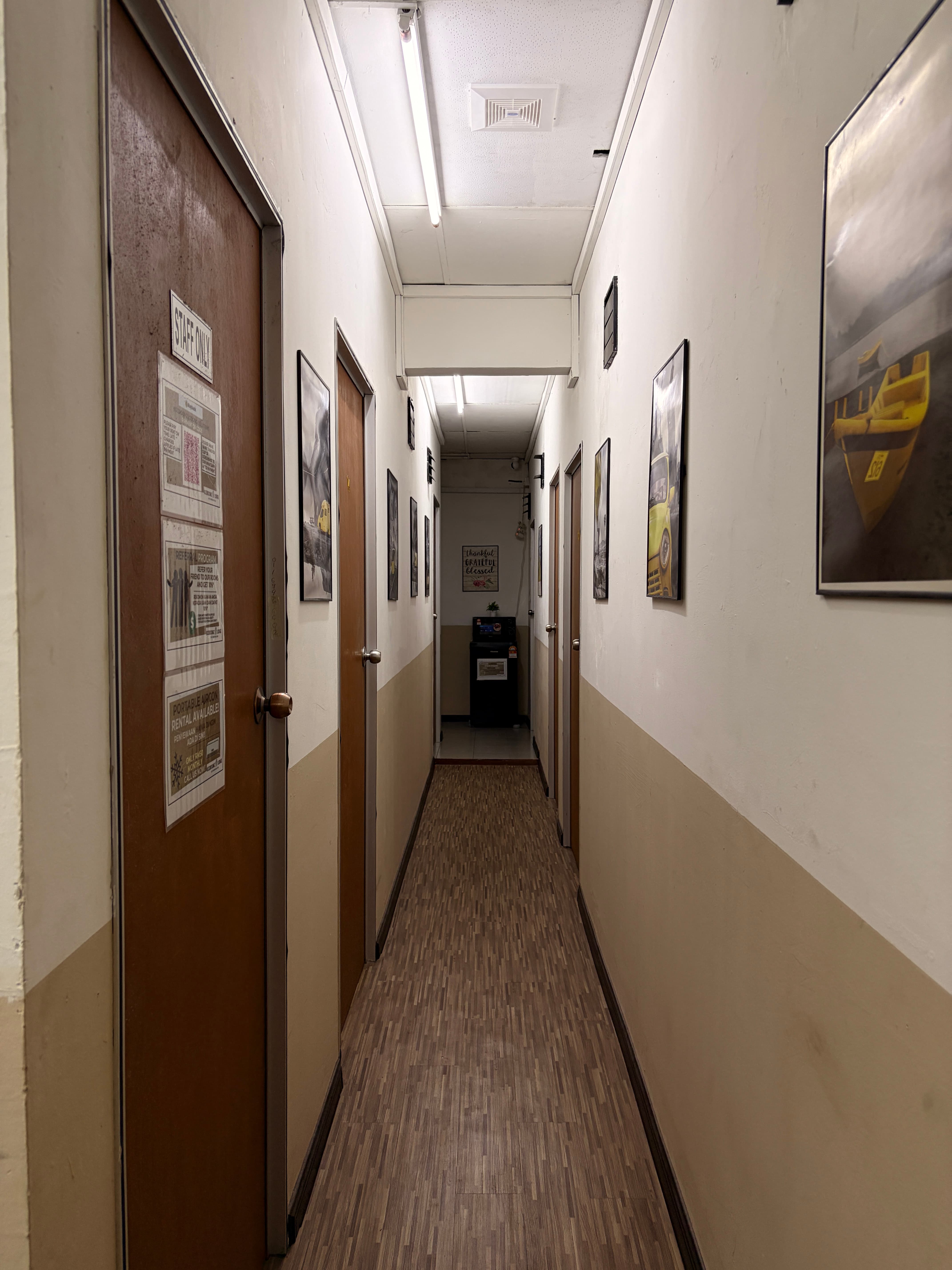 Larkin 10 - Queen bedroom (Window) view 6