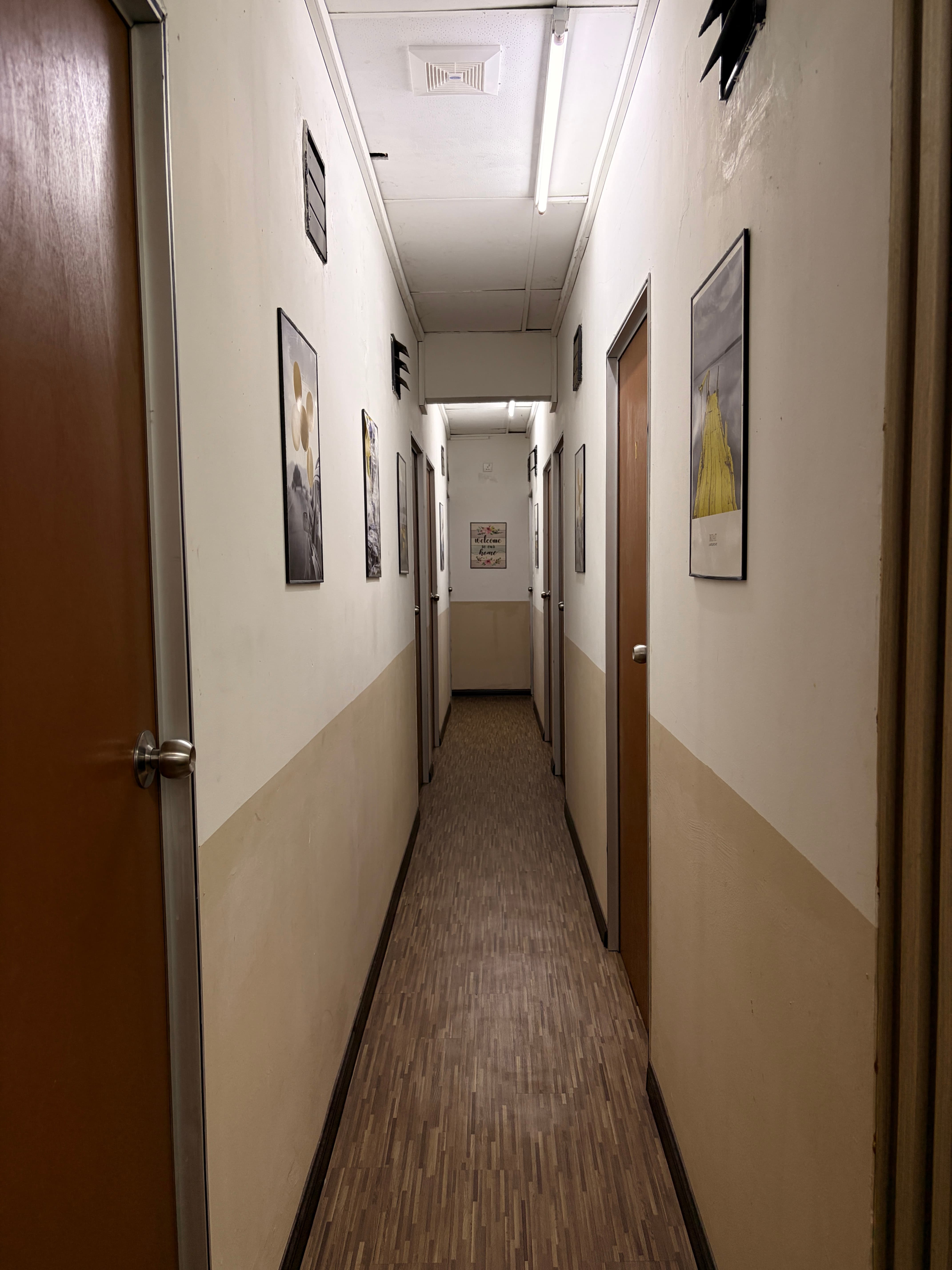 Larkin 10 - Queen bedroom (Window) view 7