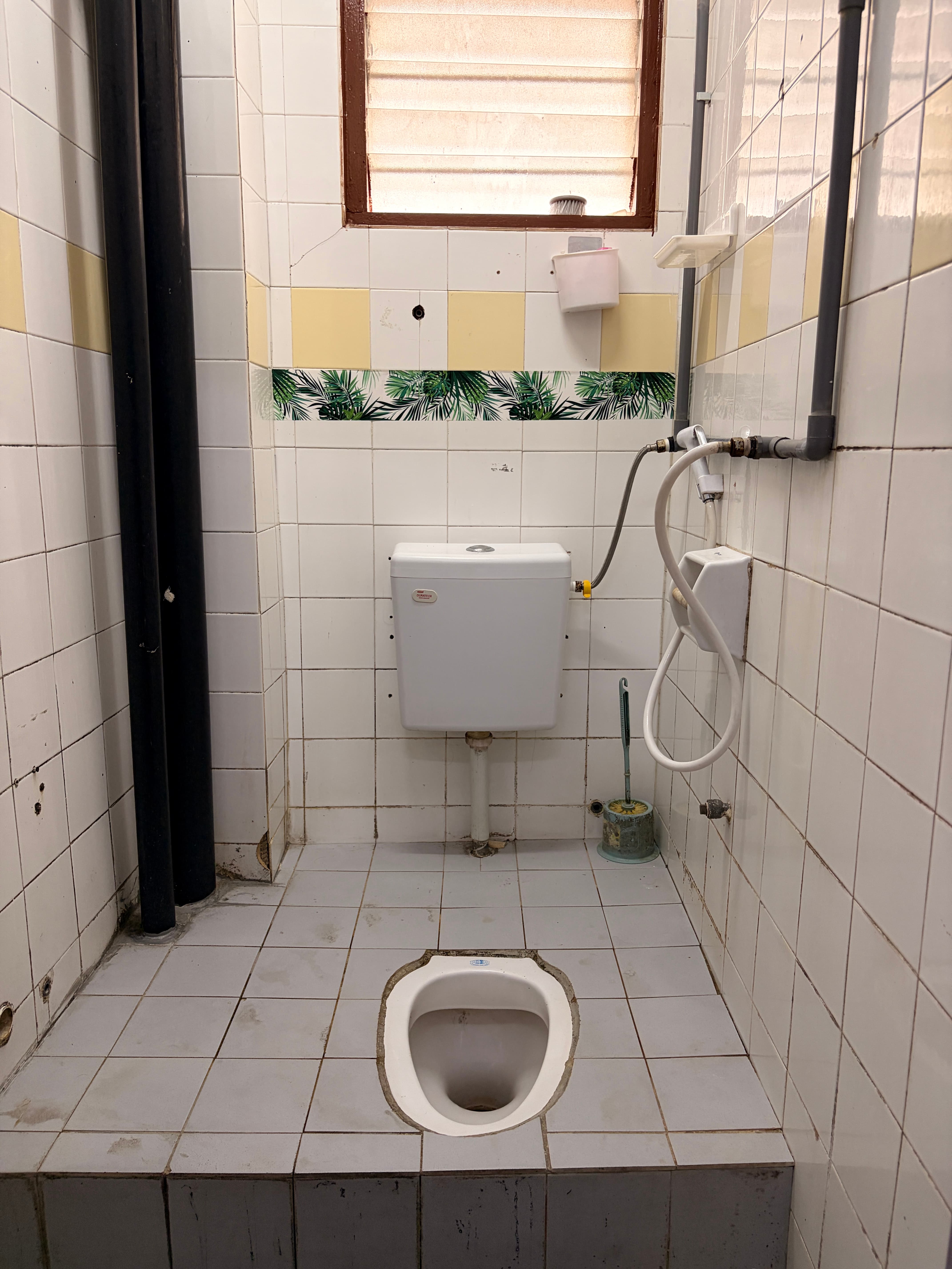 Larkin 10 - Queen bedroom (Window) view 11